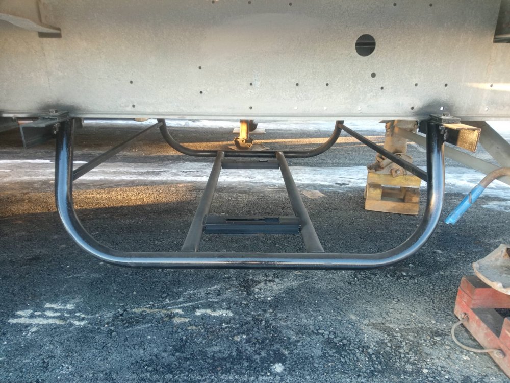 Корзины для запасного колеса